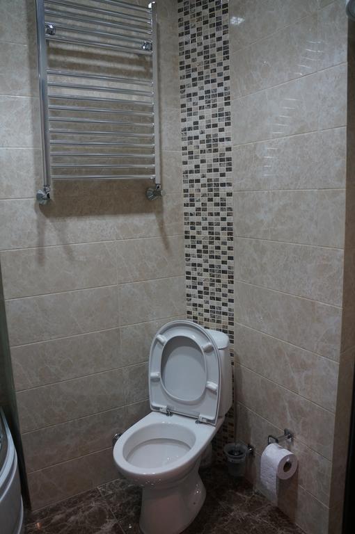 Apartment With Summer Terrace Batumi Phòng bức ảnh